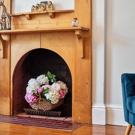 Warwick St Retreat! 3 Bedroom House With Parking Хобарт Экстерьер фото
