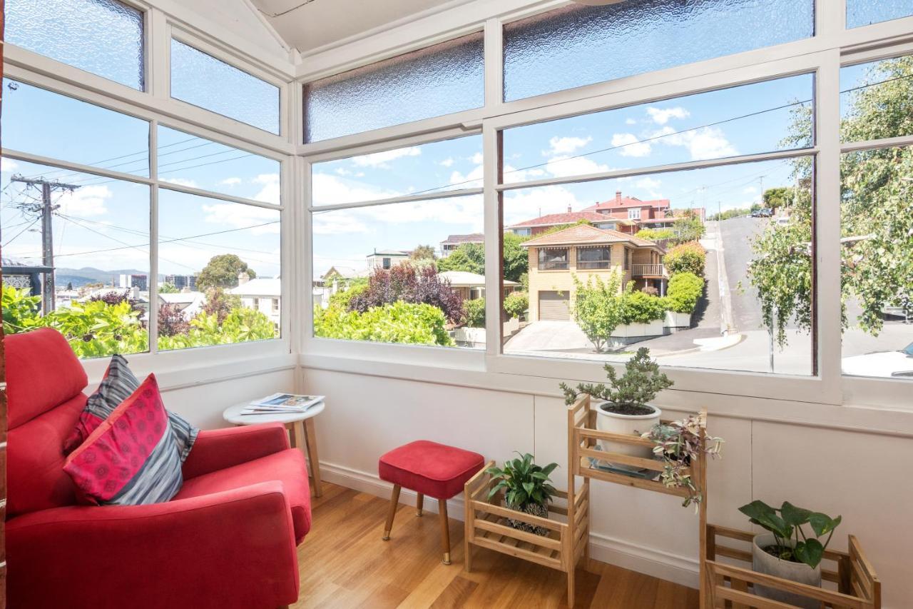 Warwick St Retreat! 3 Bedroom House With Parking Хобарт Экстерьер фото