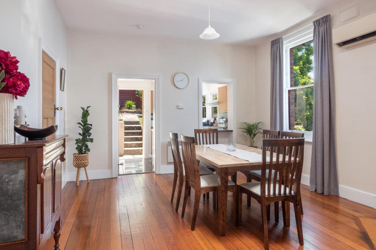 Warwick St Retreat! 3 Bedroom House With Parking Хобарт Экстерьер фото
