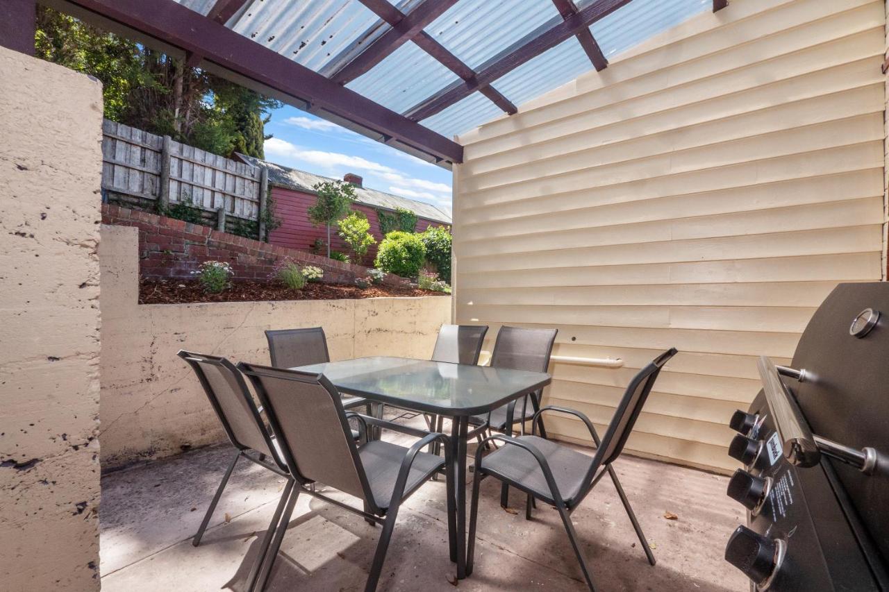 Warwick St Retreat! 3 Bedroom House With Parking Хобарт Экстерьер фото
